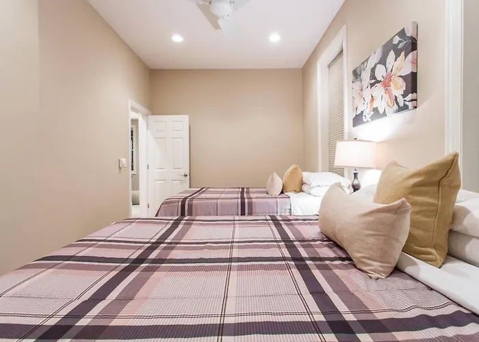 Apartment The Wrigleyville Vip-200 Steps From Wrigley Field *
